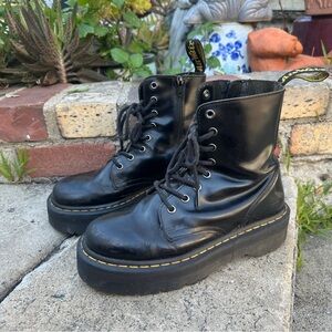 DR. MARTENS JADON PLATFORM BOOTS BLACK LEATHER Size US 7 / EU 39 / UK 6